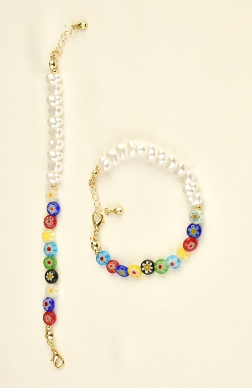 Colorful Bracelet with Acrylic Heart Colorful Bracelet with Acrylic Heart