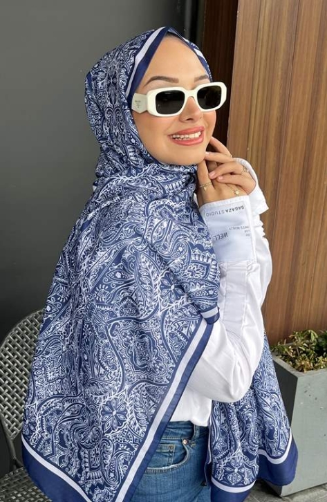 BURDEN İPEK - Etnik Desenli Soft Şal Lacivert BURDEN İPEK - Etnik Desenli Soft Şal Lacivert