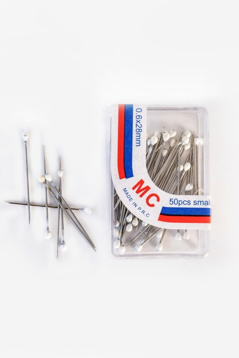 BURDEN İPEK - Mineli Toplu İğne Beyaz BURDEN İPEK - Mineli Toplu İğne Beyaz