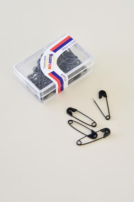 BURDEN İPEK - Safety Pin Black